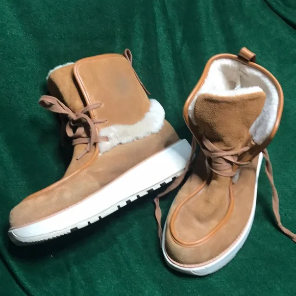 Fitflop Shoes Rare Nysa Shearling Chukka Boot Camel White